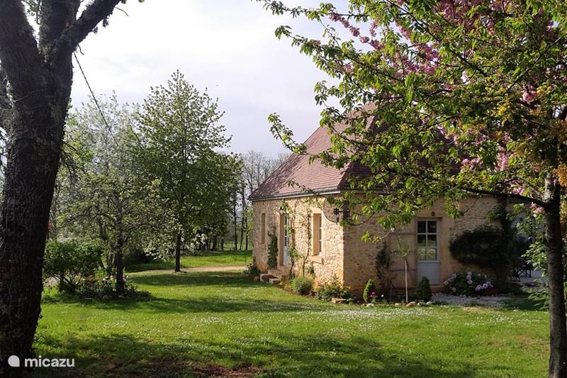 Vacation rental France, Dordogne, Rouffignac Villa Tournesol