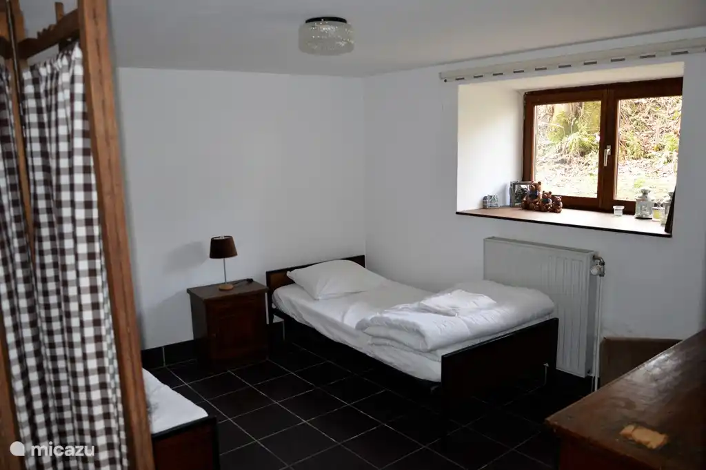 dormitorio en la planta baja