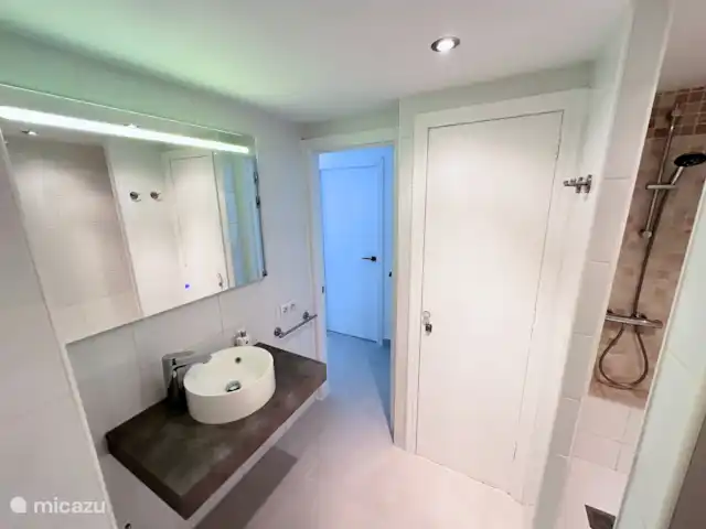 Location de Vacances Espagne, Costa Blanca, Calpe, appartement - Maison Delmolino Salle de Bains
