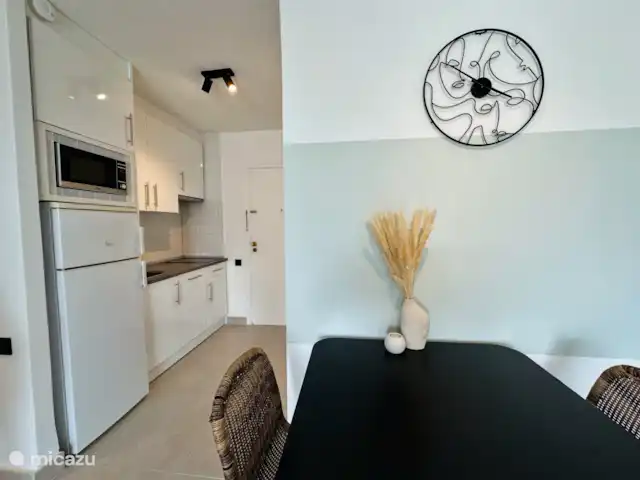 Location de Vacances Espagne, Costa Blanca, Calpe, appartement - Maison Delmolino Cuisine + Table à manger
