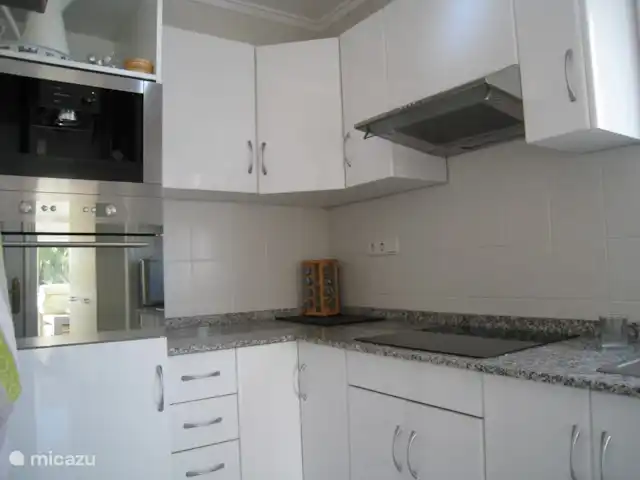 Location de Vacances Espagne, Costa Blanca, Ciudad Quesada, villa - Casa Vista del Mar Cuisine entièrement équipée.