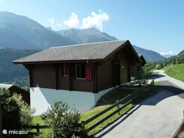 Location de Vacances Suisse, Valais, Fiesch, chalet - Chalet Rivendell Vue de face