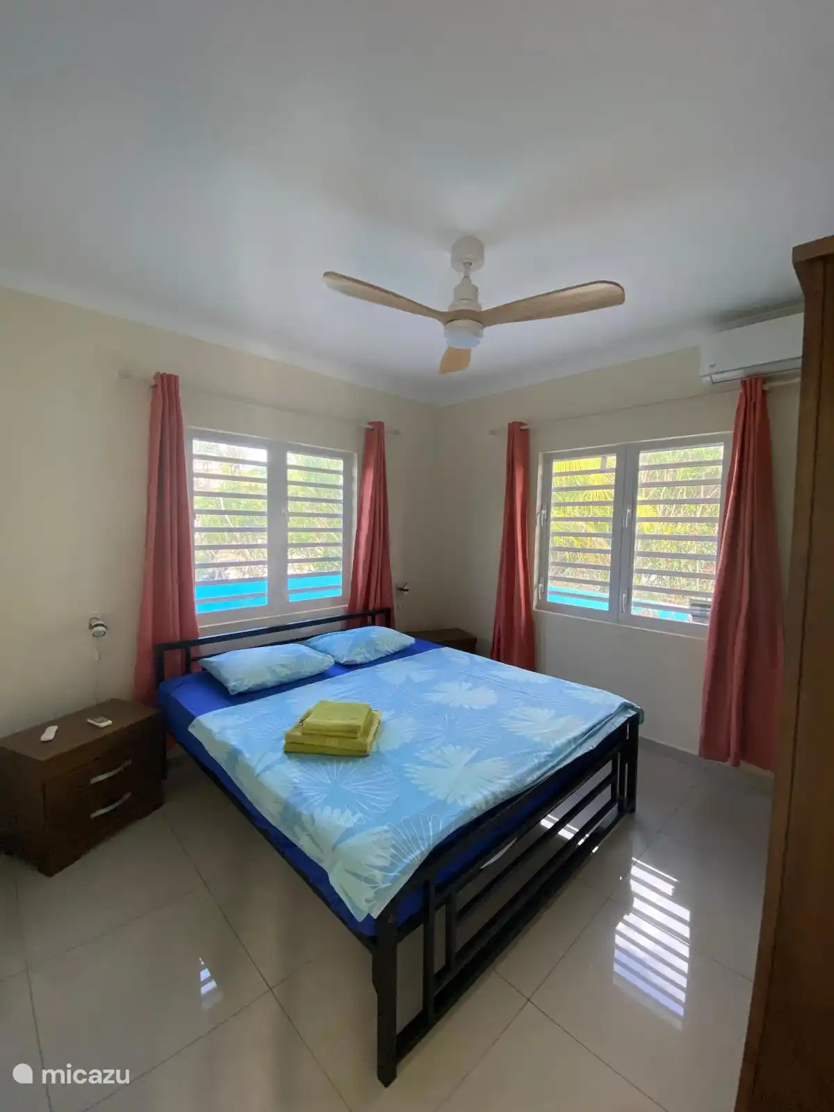 Schlafzimmer 2