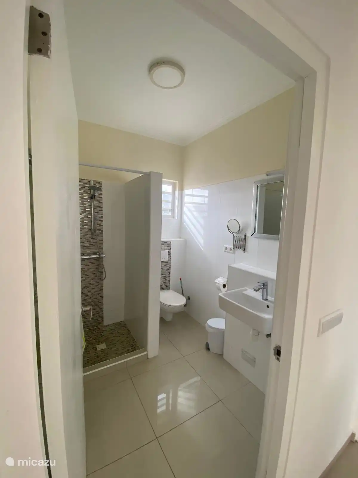 Badezimmer 2