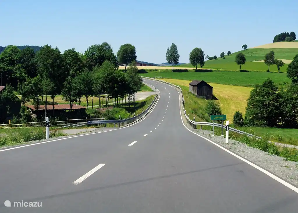Carretera entre Siedlinghausen y Meschede.