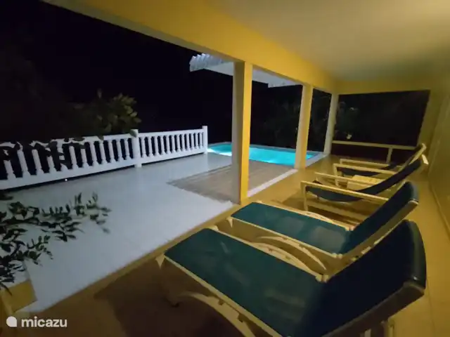 Villa Una | Curaçao, Banda Abou (ouest), Coral Estate, Rif St.Marie - villa terrasse le soir