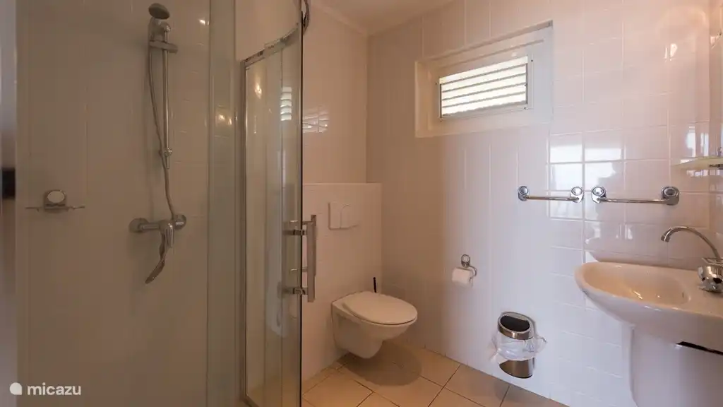 Salle de bain chambre parentale