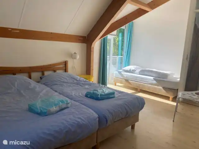 Maison zélandaise au bord de la mer | Pays-Bas, Zélande, Kamperland - maison de vacances chambre à l'étage