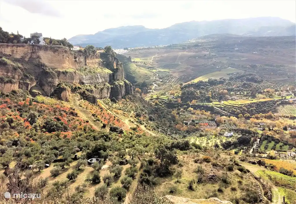 En bas à droite se trouve Otro Mundo, très belle zone de promenade