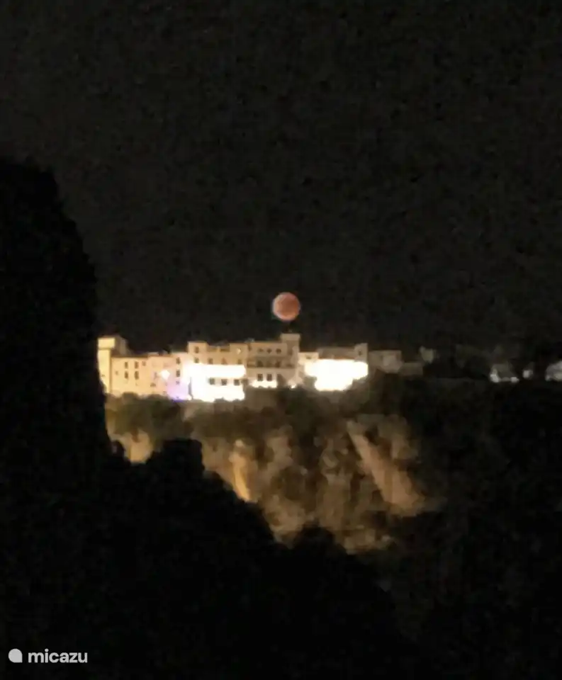 Pleine Lune réalisée par un de nos invités. De notre maison