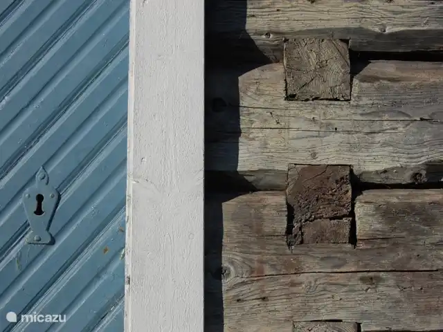 Eskebo | Suède, Västergötland, Torestorp - cabane en bois / lodge détail