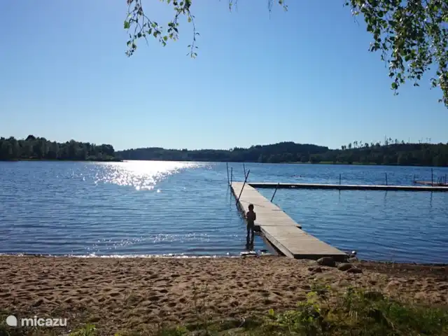 Eskebo | Suède, Västergötland, Torestorp - cabane en bois / lodge plage à proximité sur un lac
