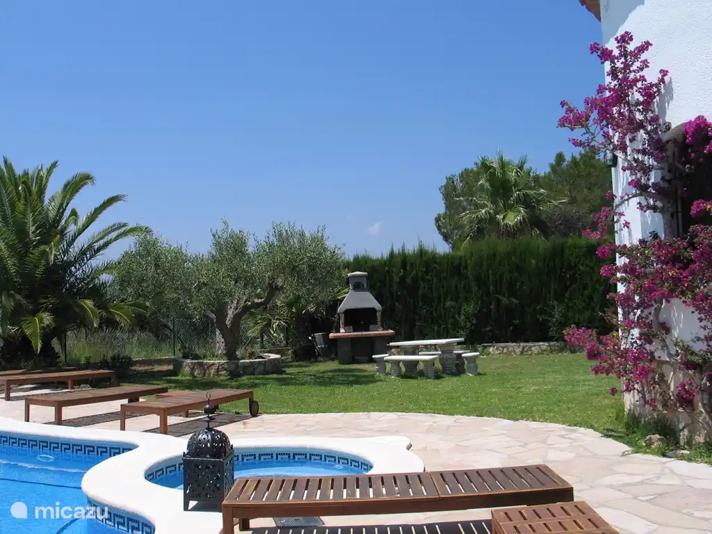 Villa Tsjany Calafat Retreats .