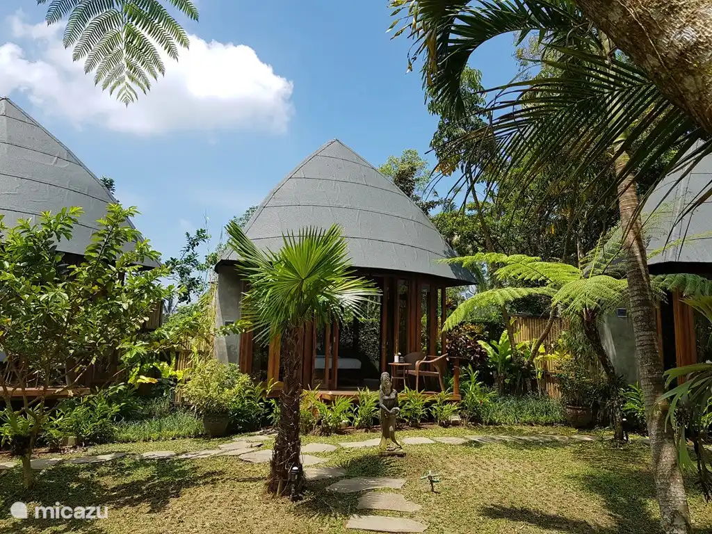 Rent MindBlowing Jungle Villa / Stunning in Ubud, Bali. Micazu