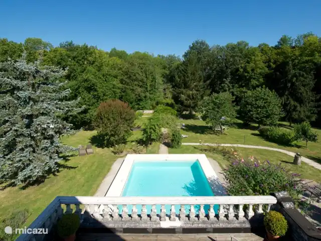 gîte / cottage huren in Frankrijk, Lot, Souillac – La Ferme grote romantische tuin met zwembad