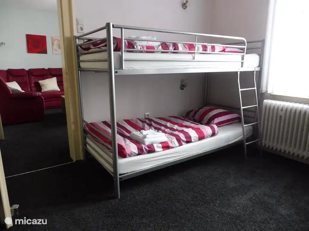 3 bedroom app 6 bunk