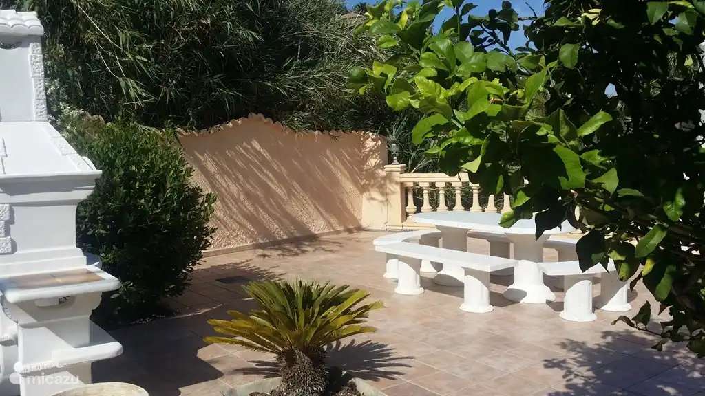 Einfach zu essen hier an der BBQ-Ecke