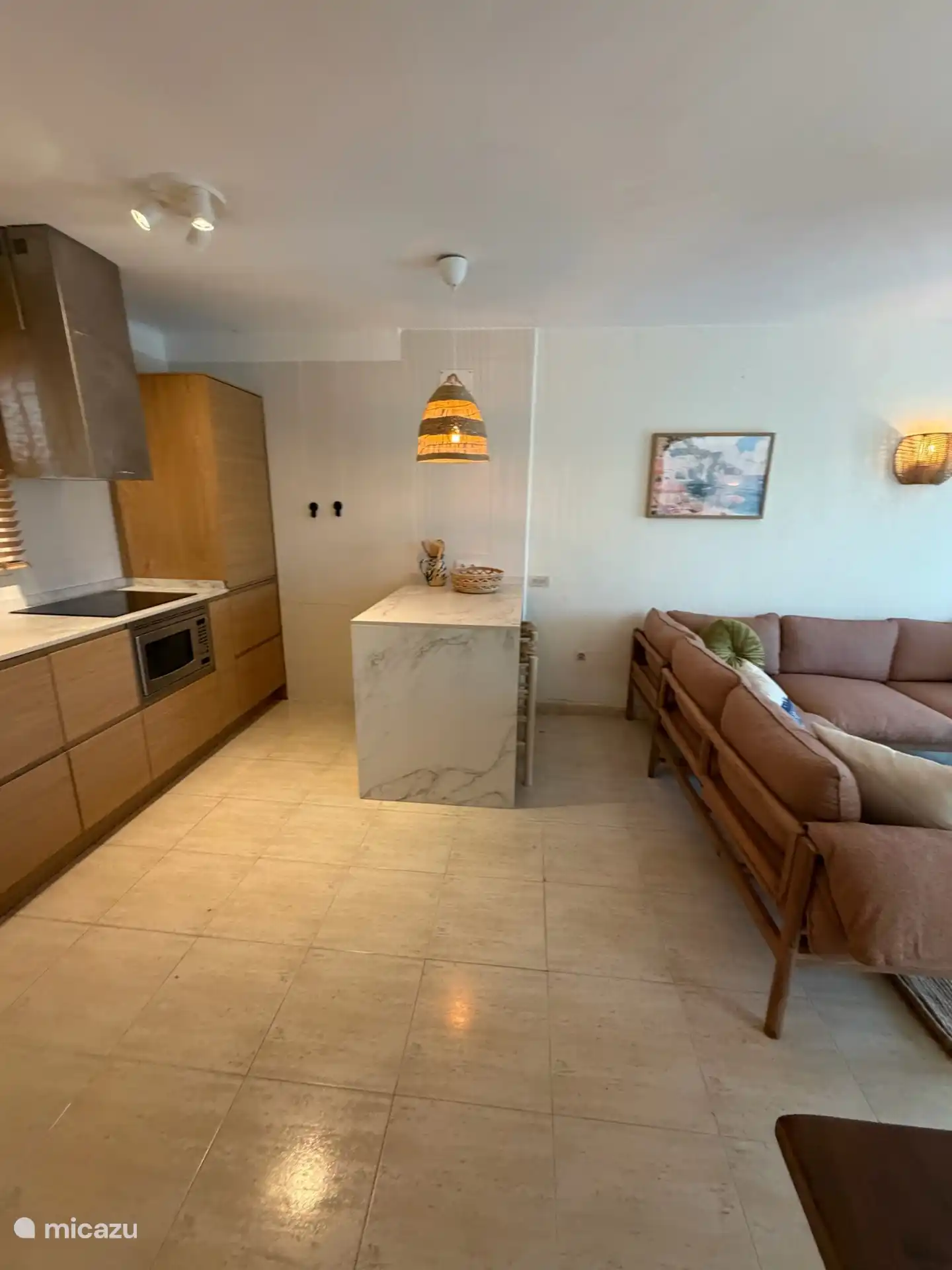 Woonkamer en Keuken