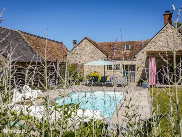 Location de Vacances France, Dordogne, La Bachellerie, maison de vacances - Del Teil Jardin et piscine