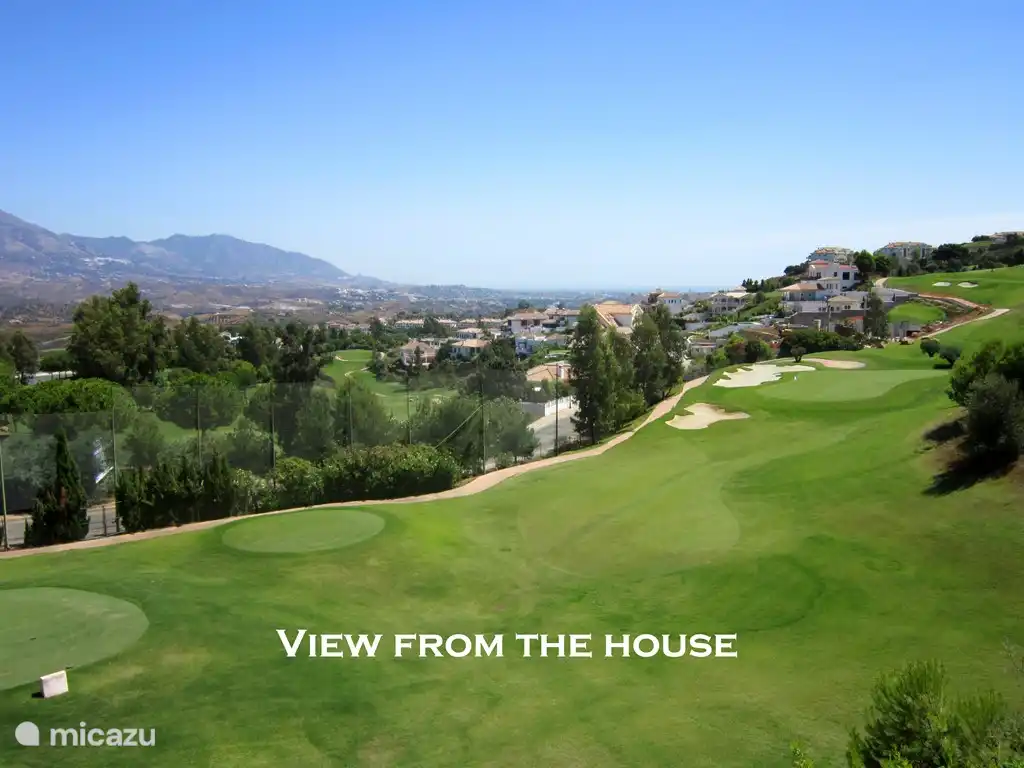 vista desde el jard&#237;n del campo de golf