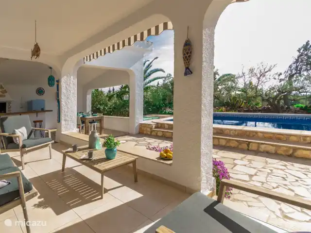 Villa Estel avec piscine privée | Espagne, Costa Dorada, L'Ampolla - villa Terrasse extérieure couverte avec bar
