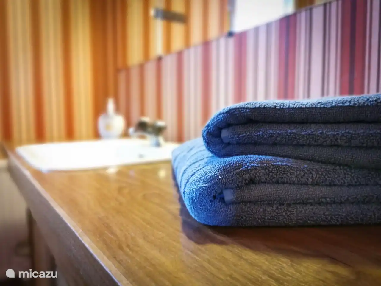 Bettwäsche kann bei Bedarf gemietet werden