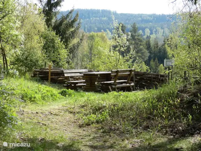Huuske Wieghert | Suède, Värmland, Munkfors - maison de vacances belle vue de l'arrière du jardin au bas de la rivière