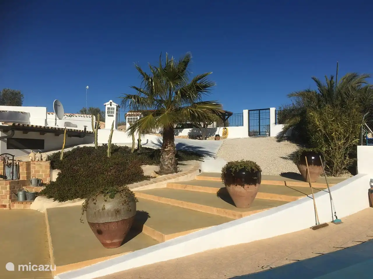 Espace entièrement clôturé