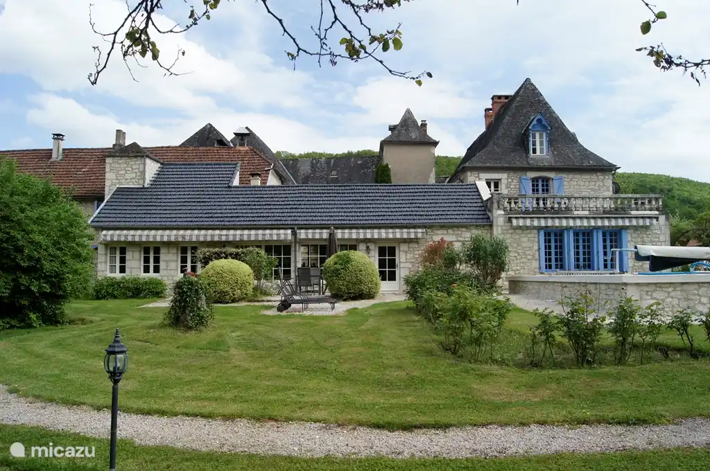 Das Studio der großen romantischen Garten mit Blick auf