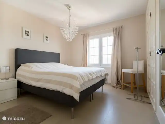 Villa Domallyse huren in Spanje, Costa Brava, Calonge - villa Slaapkamer met fraai uitzicht en nieuwe box-spring! Air conditioning en kastruimte.