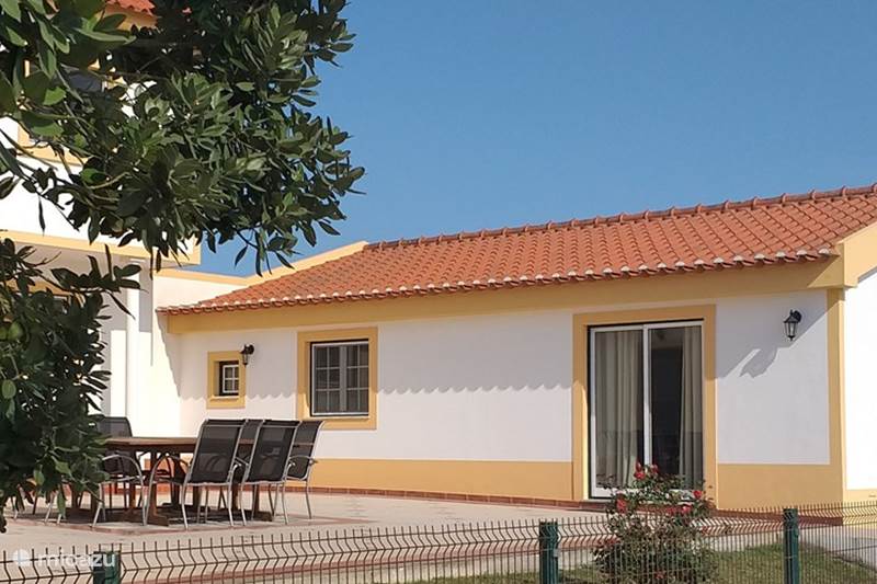 Vakantiehuis Portugal, Costa de Prata, Boa Vista Vakantiehuis Casa Entre Praias, guesthouse Tulipa
