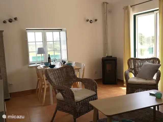 pension / guesthouse / privékamer huren in Portugal, Costa de Prata, Boa Vista – Casa Entre Praias, guesthouse Tulipa living