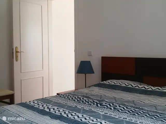 pension / guesthouse / privékamer huren in Portugal, Costa de Prata, Boa Vista – Casa Entre Praias, guesthouse Tulipa Slaapkamer met badkamer en suite