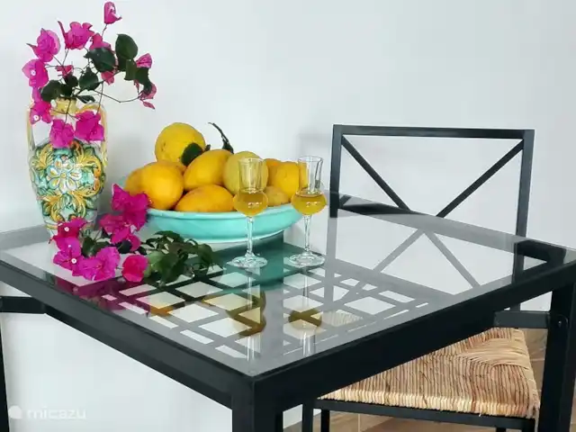 Casa Oliva Nera- Lemon Suite huren in Italië, Sicilië, Acireale - appartement Proef onze lekkere homemade limoncello en arancello!