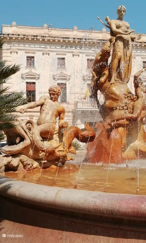 Siracusa, gemütlich und schön mit griechischen Einflüssen