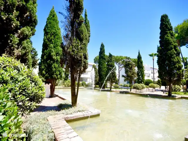 Boutique apt Marbella - Front de mer | Espagne, Costa del Sol, Marbella - appartement El Presidente est aménagé dans le style mauresque.