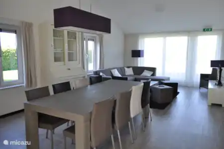 Vakantiehuis Nederland, Limburg, Echt-Susteren vakantiehuis Vakantiewoning - Den Dreesakker 2 Woonkamer
