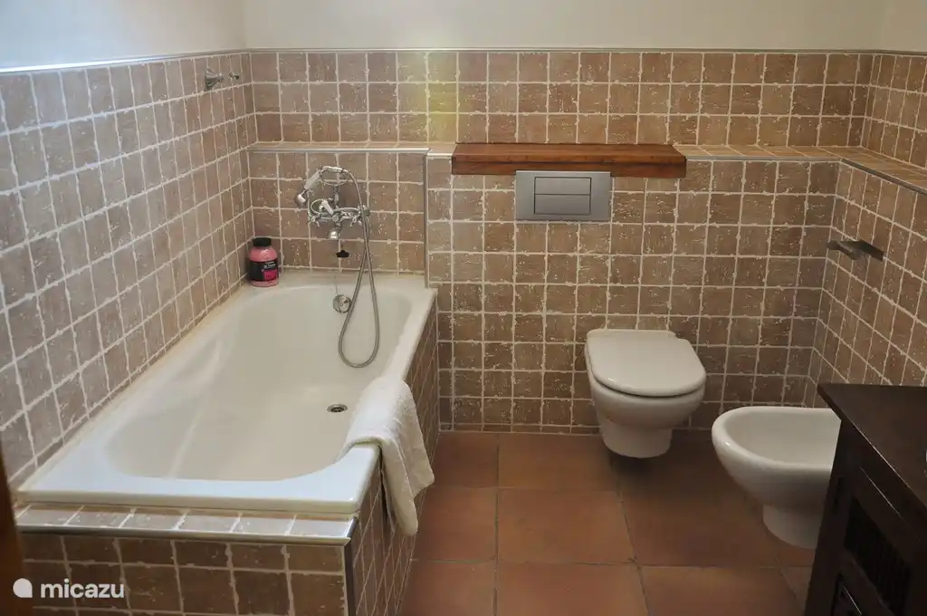 Ba&#241;o del dormitorio principal