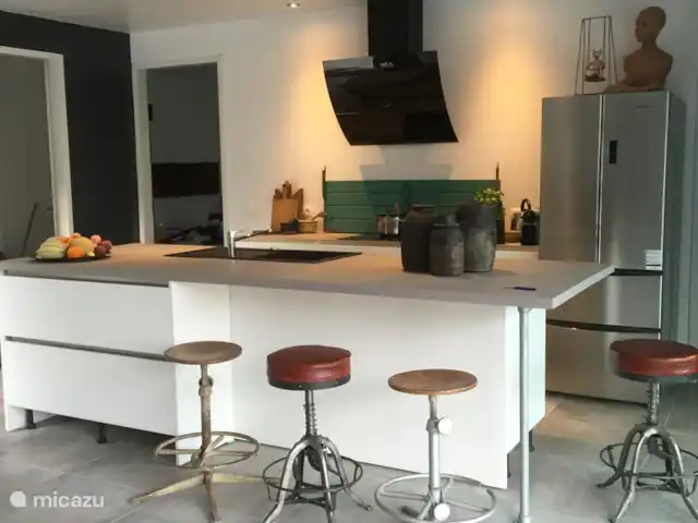 Boutique Villa Marilove huren in Frankrijk, Lot, Souillac - vakantiehuis keuken met bar
