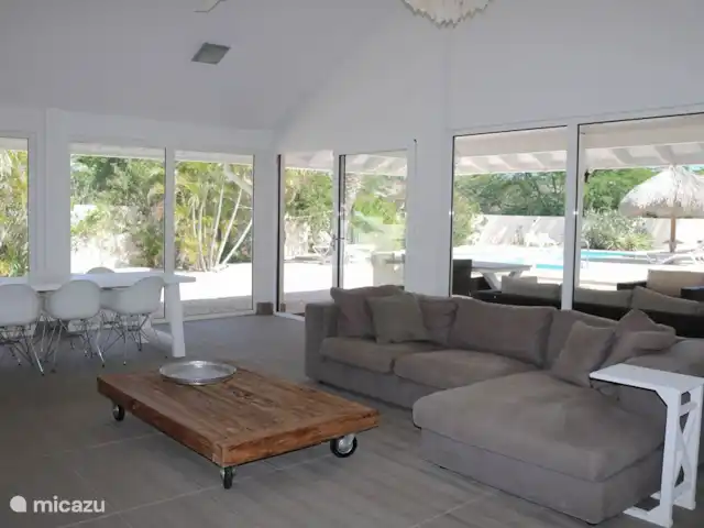 Location de Vacances Aruba, Nord, Sabana Liber, villa - Aruba Villa Floride séjour vue villa