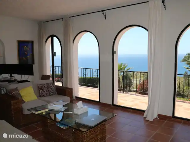 Villa Las Dalias sur la Costa Tropical | Espagne, Costa Tropical, Almuñécar - villa belle chambre voûtée très lumineuse avec vue sur la mer et le port