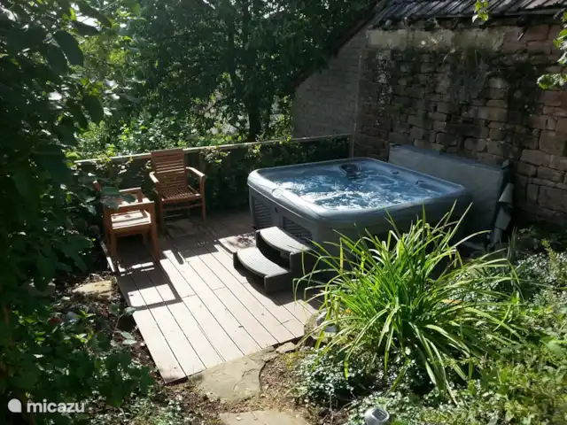 Kylltaler Hof | Allemagne, Eifel, Malbergweich - maison de vacances le spa extérieur peut être utilisé toute l'année