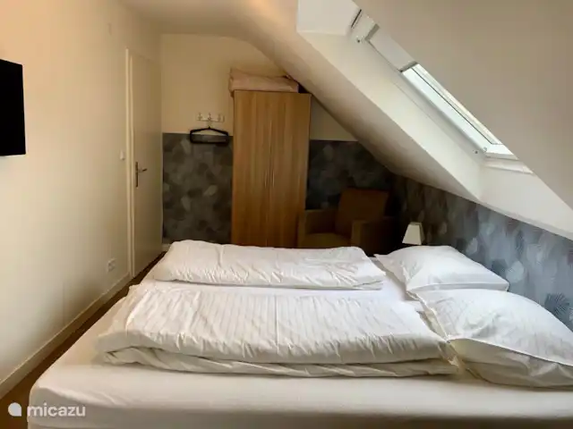 Kylltaler Hof | Allemagne, Eifel, Malbergweich - maison de vacances chambre avec deux sommiers séparés et TV