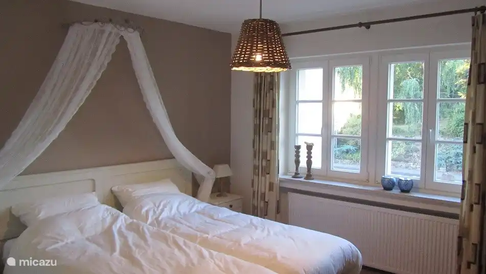 dormitorio en el primer piso