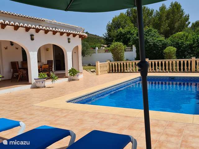 Holiday home in Spain – villa Casa Sampaquita