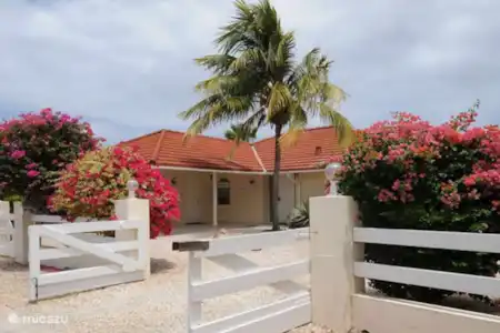 Vakantiehuis Aruba, Noord, Sabana Liber villa Villa Florida inclusief appartement front