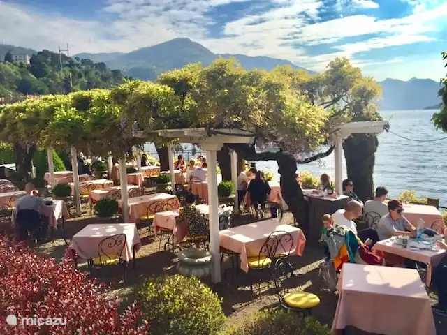 Le Quattro Stagioni Vue sur le lac  | Italie, Lac de Côme, Acquaseria - appartement Délices culinaires sur l’une des nombreuses terrasses autour du lac