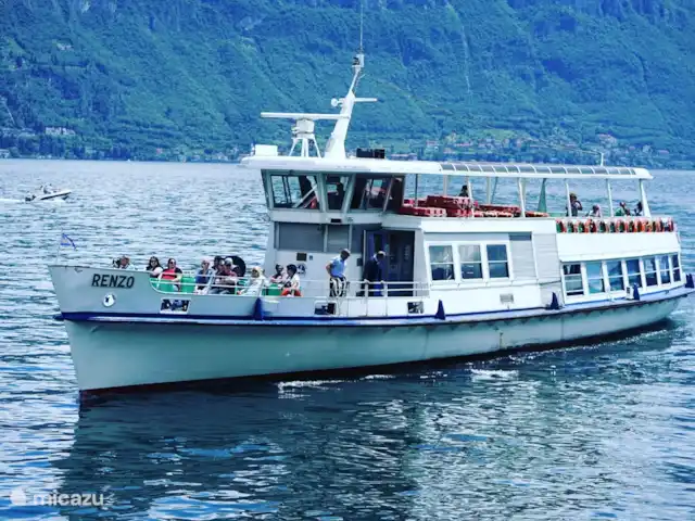 Le Quattro Stagioni Vue sur le lac  | Italie, Lac de Côme, Acquaseria - appartement Le ferry vous emmène à de nombreux endroits autour du lac de Côme