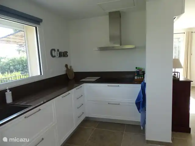 Villa Paranis | France, Côte d'Azur, Frejus - villa La belle cuisine