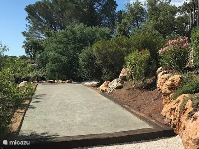 Villa Paranis | France, Côte d'Azur, Frejus - villa Le terrain de pétanque pour une partie de boules